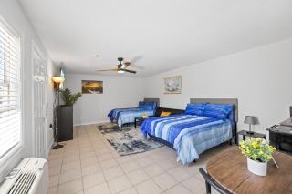2 Bed Cottage with Pool, Close to Beach! BBQ Grills & Patio - 9
