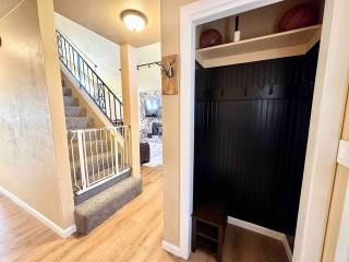 Cozy Cabin in the City of Winnemucca plus GYM - 7