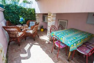 Gemütliches Appartement Mit Terrasse - Grebaštica - 2