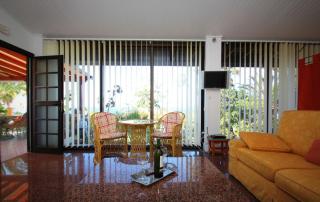 Gut ausgestattetes Ferienstudio mit großem Doppelbett und Terrasse - Alcalá - 7