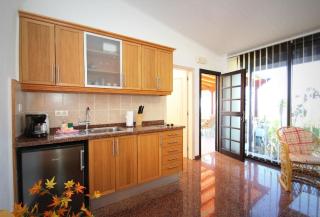 Gut ausgestattetes Ferienstudio mit großem Doppelbett und Terrasse - Alcalá - 6