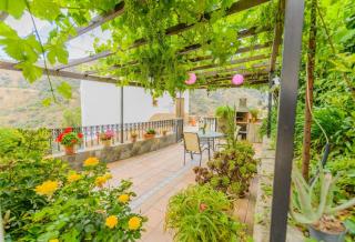 Charmantes Ferienhaus in Laroya mit Großer Terrasse - Laroya - 4