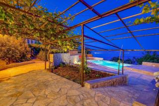 Ferienhaus Mit Großem Garten Und Pool - 5