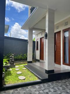 Bratavilla - Ketewel - 2