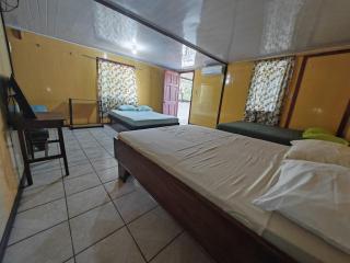 Hostel y Cabinas YILMER - Paquera - 6