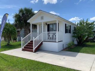 Poolside Cottage - North Fort Myers - 0