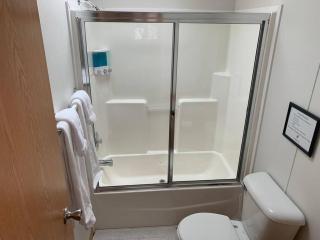 Poolside Cottage - 1