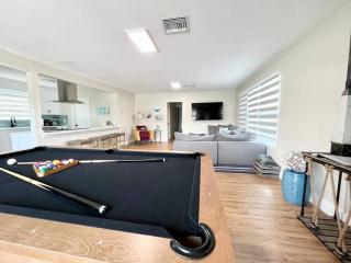 Cozy 3 bd villa 6 min from beach - Hollywood - 2