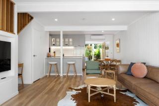 Villa Le Miramar ~ Beautiful Pooch Friendly Home - Sunshine Beach - 9