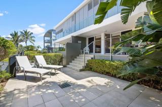 The Sunshine Villa ~ 2 Min walk to Village & Beach - Sunshine Beach - 0