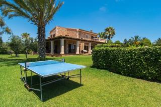 Fantastische Finca Mit Überdachter Terrasse - S'Horta - 1
