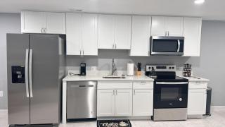 Pristine by DC, FEDEX Stadium &UMC center to DMV Metro Area - Hyattsville - 2