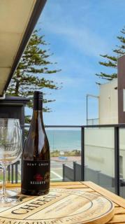 Casa Del Soul, on the beach, steps to Henley Square! - Henley Beach South - 3