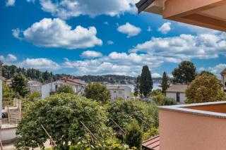 Nettes Appartement in Rovinj mit Garten, Terrasse und Grill - Rovinj - 1