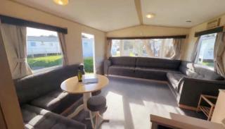 Cosy holiday home stay - Great Clacton - 0