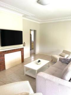 Coffs Pit Stop - 1 Bedroom CBD - Coffs Harbour - 3