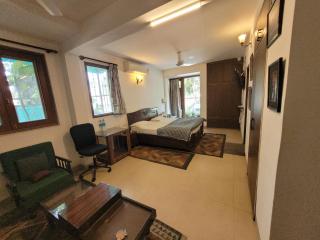 Ivy's - Bhopal - 0