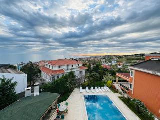 Istanbul Airport Treekos Suite Hotel - Karaburun - 0