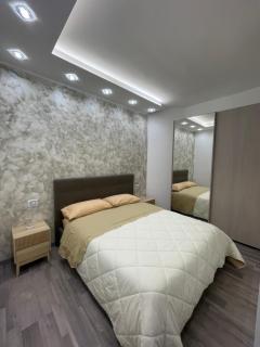 Vincent House - 1