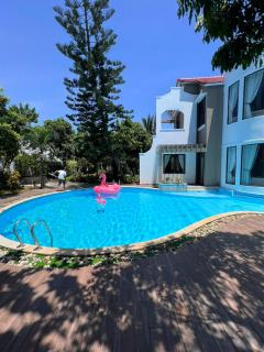 New Luxury villa - Venuestay - 8