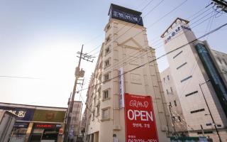 The First Boutique Hotel - Gwangju - 0