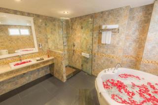 Dyn Hotel -18 Cao Ba Quat, Q1- by Bay Luxury - Ho Chi Minh - 8
