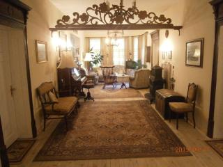 Retro - 19th Century Guest House - Balchik - 0