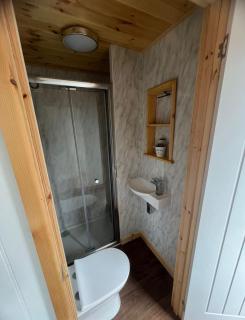 The school lodge - Burwarton - 2