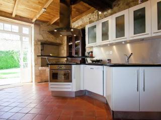Warm Mansion with Swimming Pool in Sigoul s - Pomport - 6