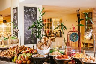 The St. Regis Sanya Yalong Bay Resort - 8