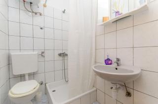Apartments Laguna - Stomorska - 7