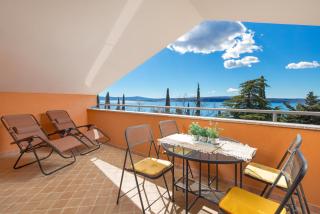 Villa Monticello Crikvenica, 200m from sea with rome garden - Dramalj - 9