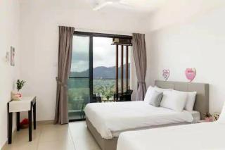 MIDHILL GEM:FAMILY-FRIENDLY WITH STUNNING VIEW - 2