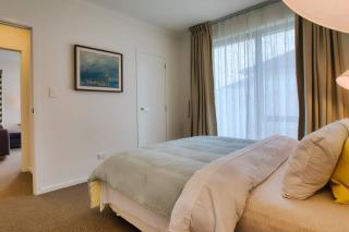 Cozy Retreat on Serene Street - Hamilton - 1