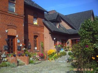 Holiday apartment Kirchhoff - Lütjensee - 0