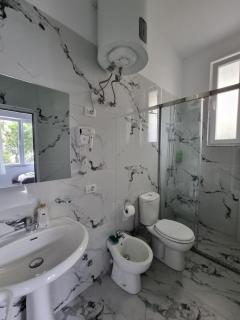 Dentart&Apartments - Tirana - 4