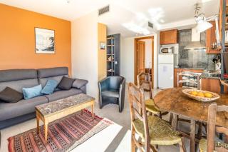 Sant Genís 191 Ático con terraza y vistas - Llança - 4