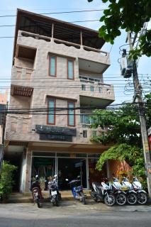 Nirvana Guesthouse & Hostel - 5