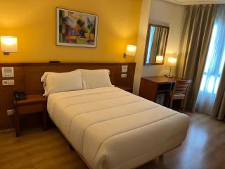 U Hotel Ogalia Vigo - Vigo - 2