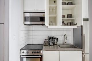 Classic LES 1br w wd nr SoHo NYC-646 - 3