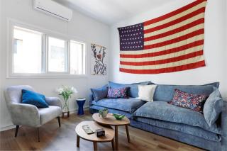 Artistic 2BR Apt w Balcony in Florentin Center by Sea N' Rent - Tel Aviv - 4
