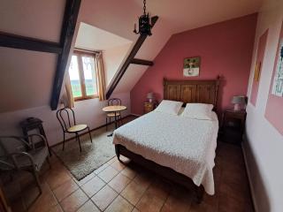 LOCATION à COUCY LE CHATEAU - 1