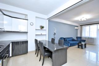 Modern 2 Bedrooms Apartment In The Heart Of Yerevan, Aram Street - Yerevan - 8