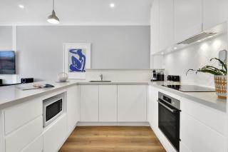 Stylish, Sunny & Spacious 2 Bedroom Apartment, Mosman - Sydney - 6