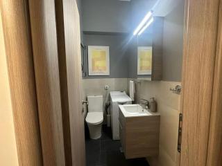 Spacious stulish 2 bd flat - Atene - 6