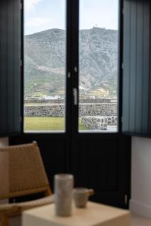 Santorini Vinery Mansion - 4