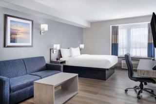 Microtel Inn & Suites by Wyndham Kanata Ottawa West - Kanata - 9