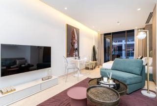 Luxury Studio! Walk To Burj Khalifa Sleeps 3! - Dubai - 5