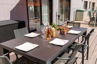 Huswell - Spacious Sunny Apartment with Huge Terrace - 6