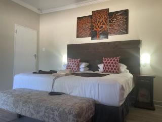 Moko lodge - Bloemfontein - 5